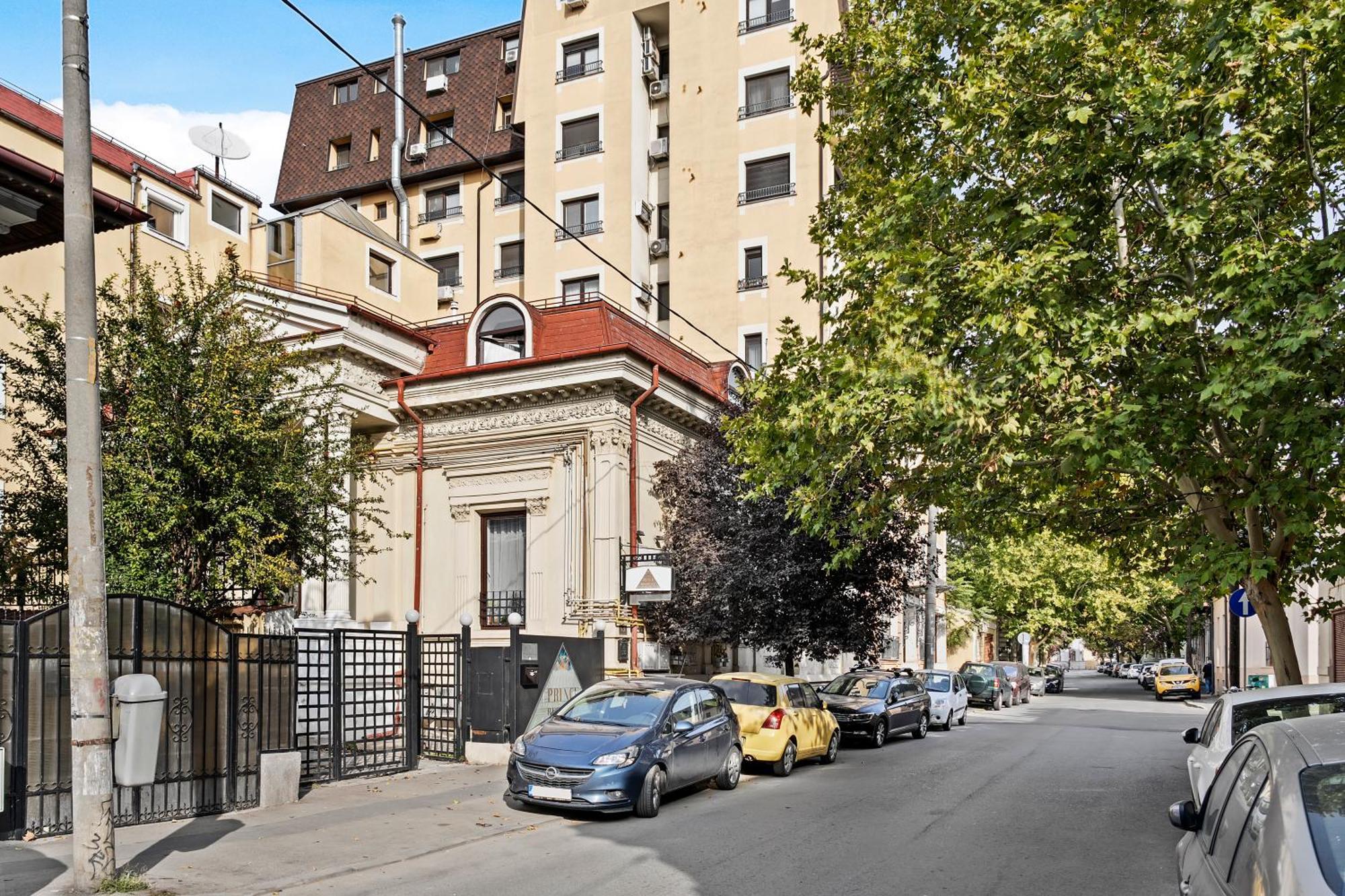 Ultra Central Apartments - Unirii & Old Town Bucarest Esterno foto