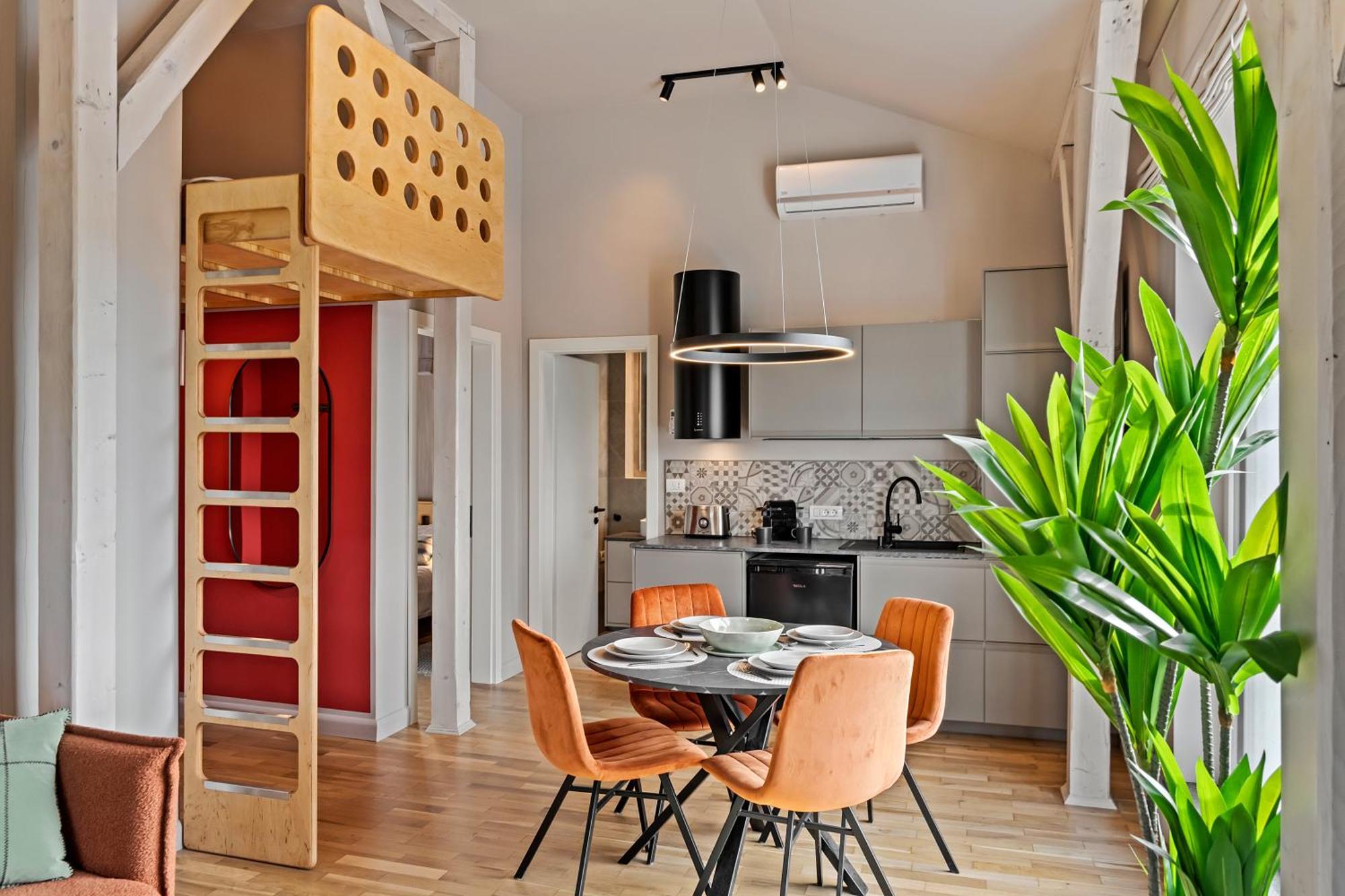 Ultra Central Apartments - Unirii & Old Town Bucarest Esterno foto