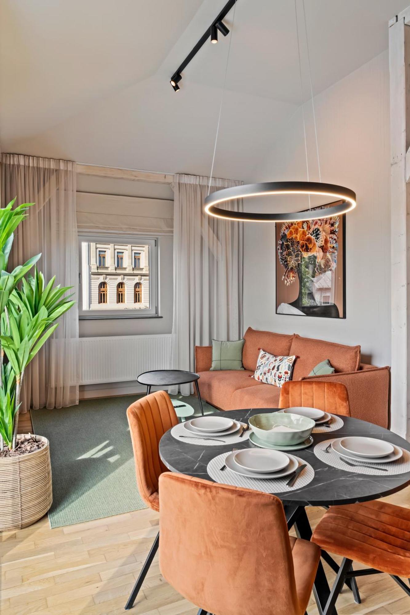 Ultra Central Apartments - Unirii & Old Town Bucarest Esterno foto