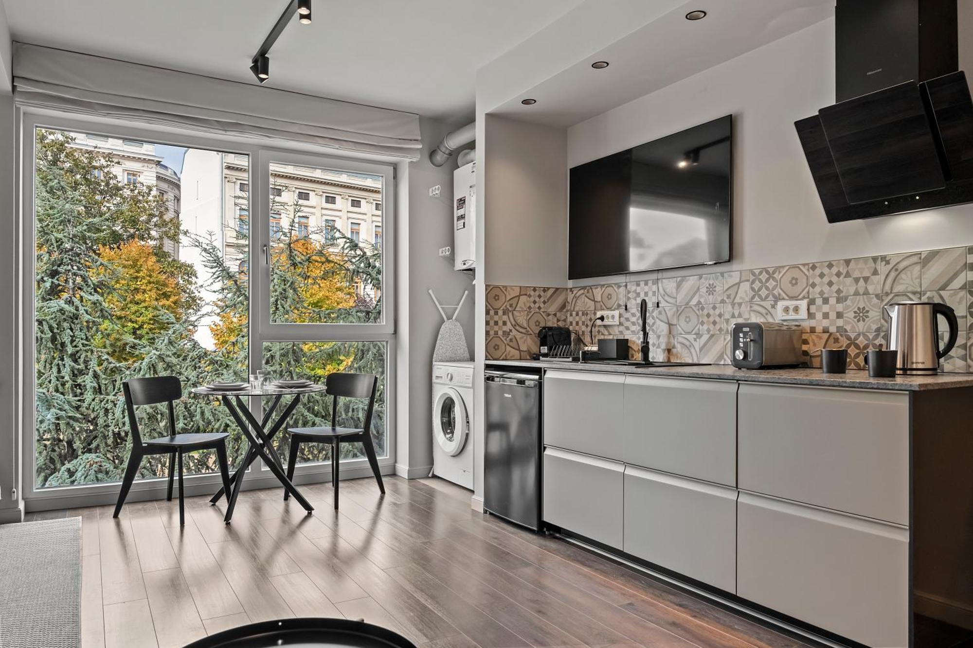 Ultra Central Apartments - Unirii & Old Town Bucarest Esterno foto